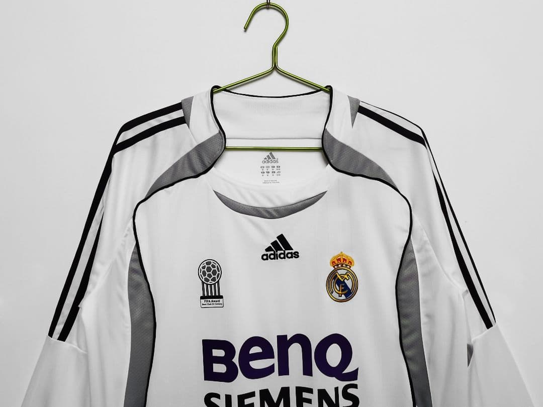 Adidas Real Madrid 長袖ジャージ