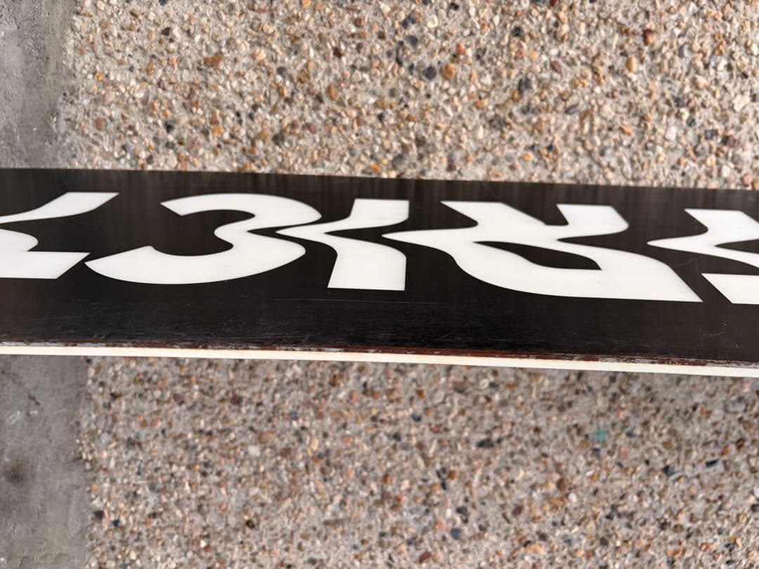 ROSSIGNOL DISTRICT 161 スノーボード板　黒白