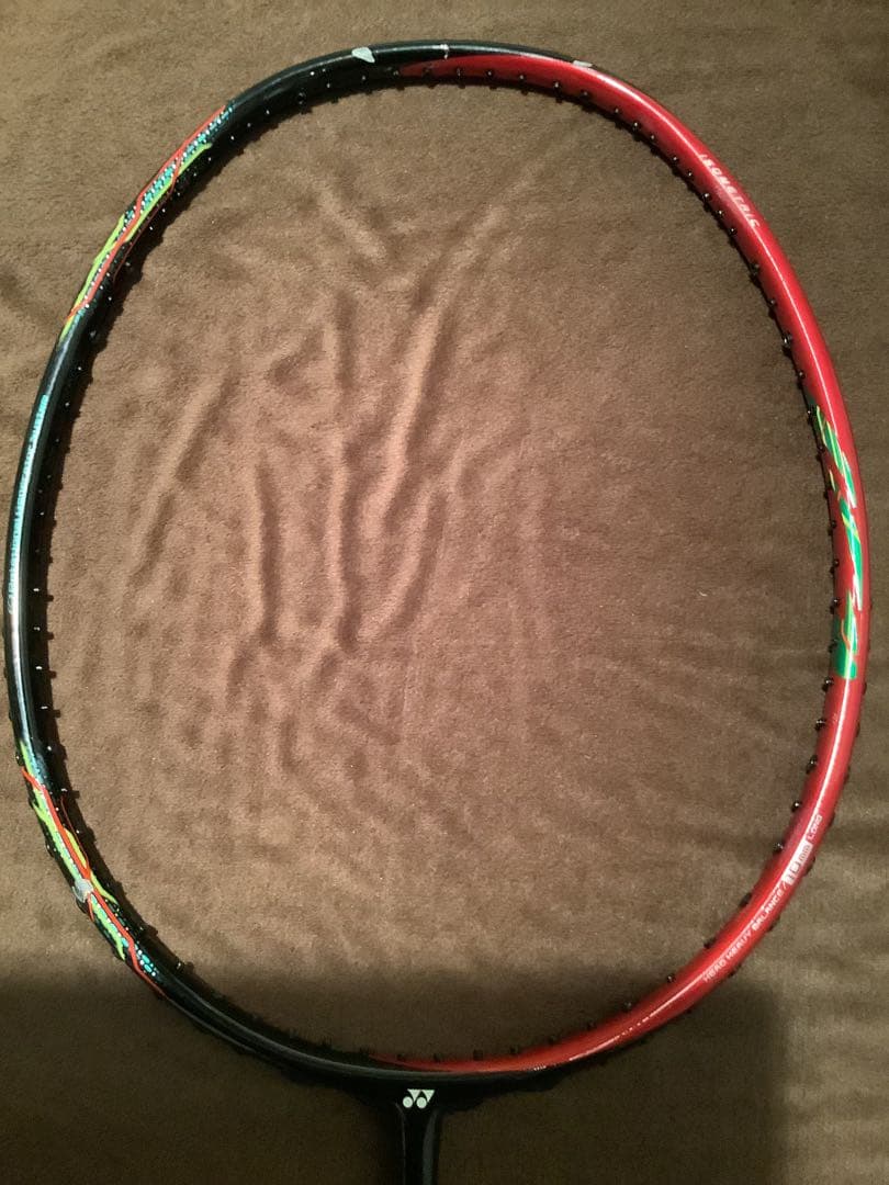 廃盤品！ヨネックス　アストロクス88D 4UG5