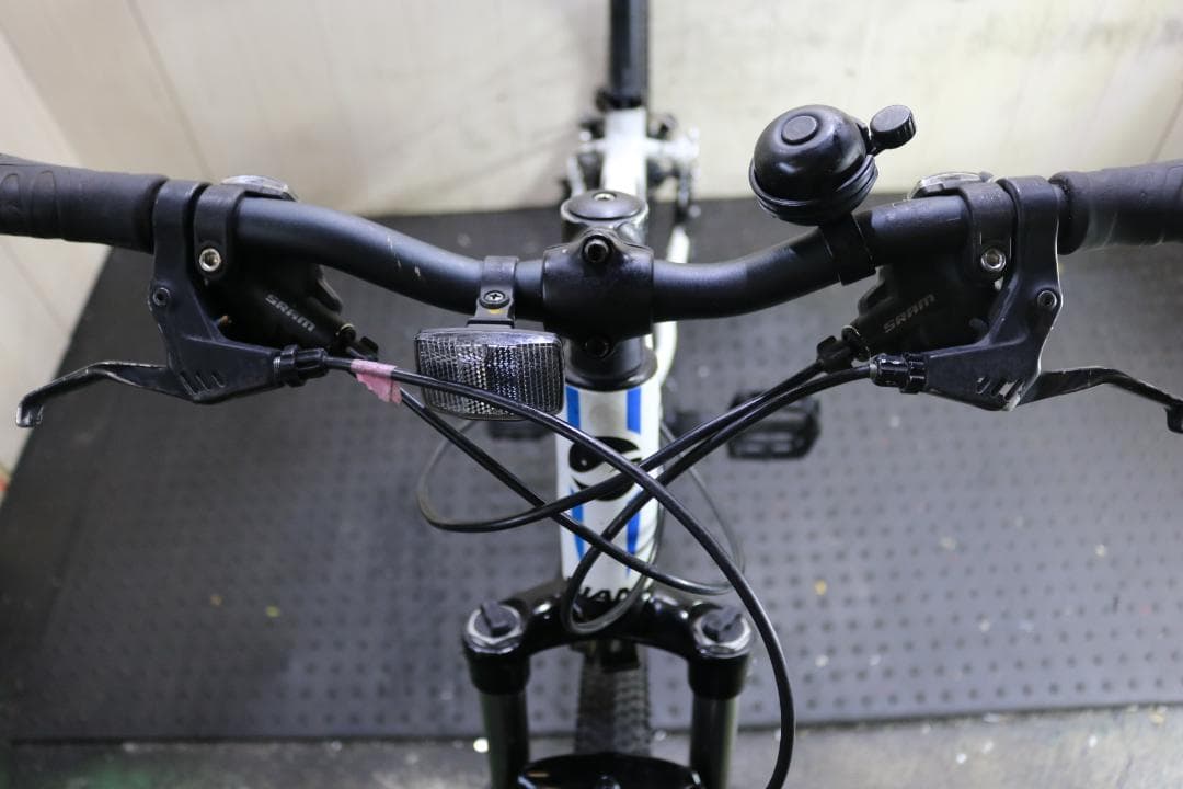 GIANT ROCK 26型 アルミ 21速 400mm MTB