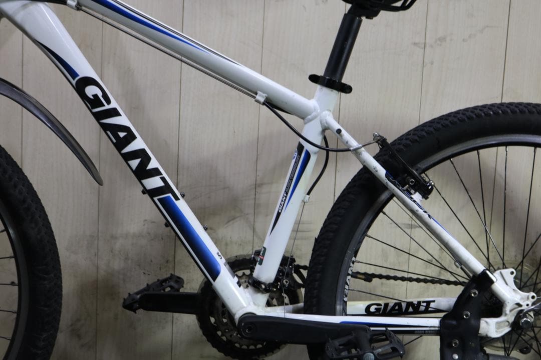 GIANT ROCK 26型 アルミ 21速 400mm MTB