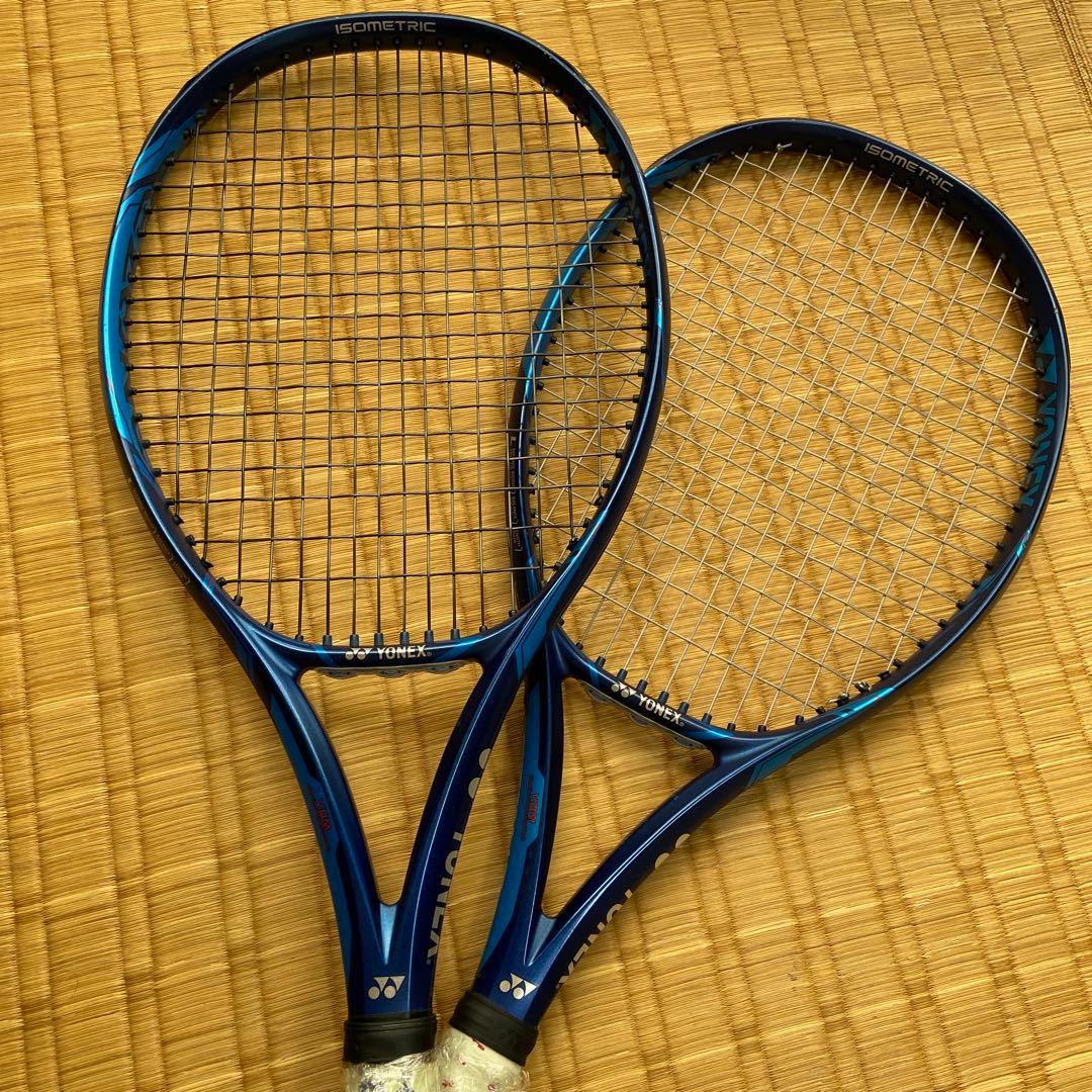 ヨネックス　テニスラケット　EZONE100L 2020モデル　グリップ2