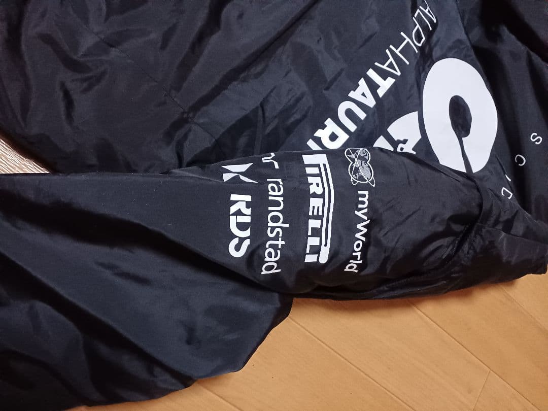 アルファタウリ 支給品 ジャケット