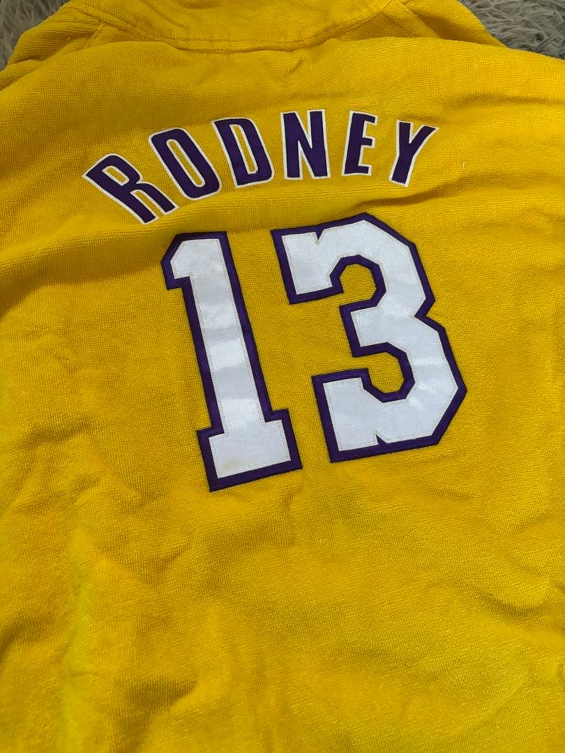 【希少】NBA Lakers ローブ