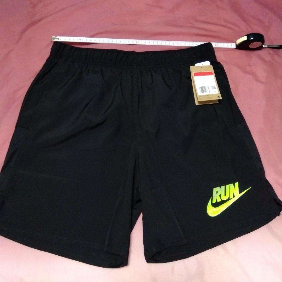 Nike DRI-FIT RUN Tシャツ＆ショートパンツセット