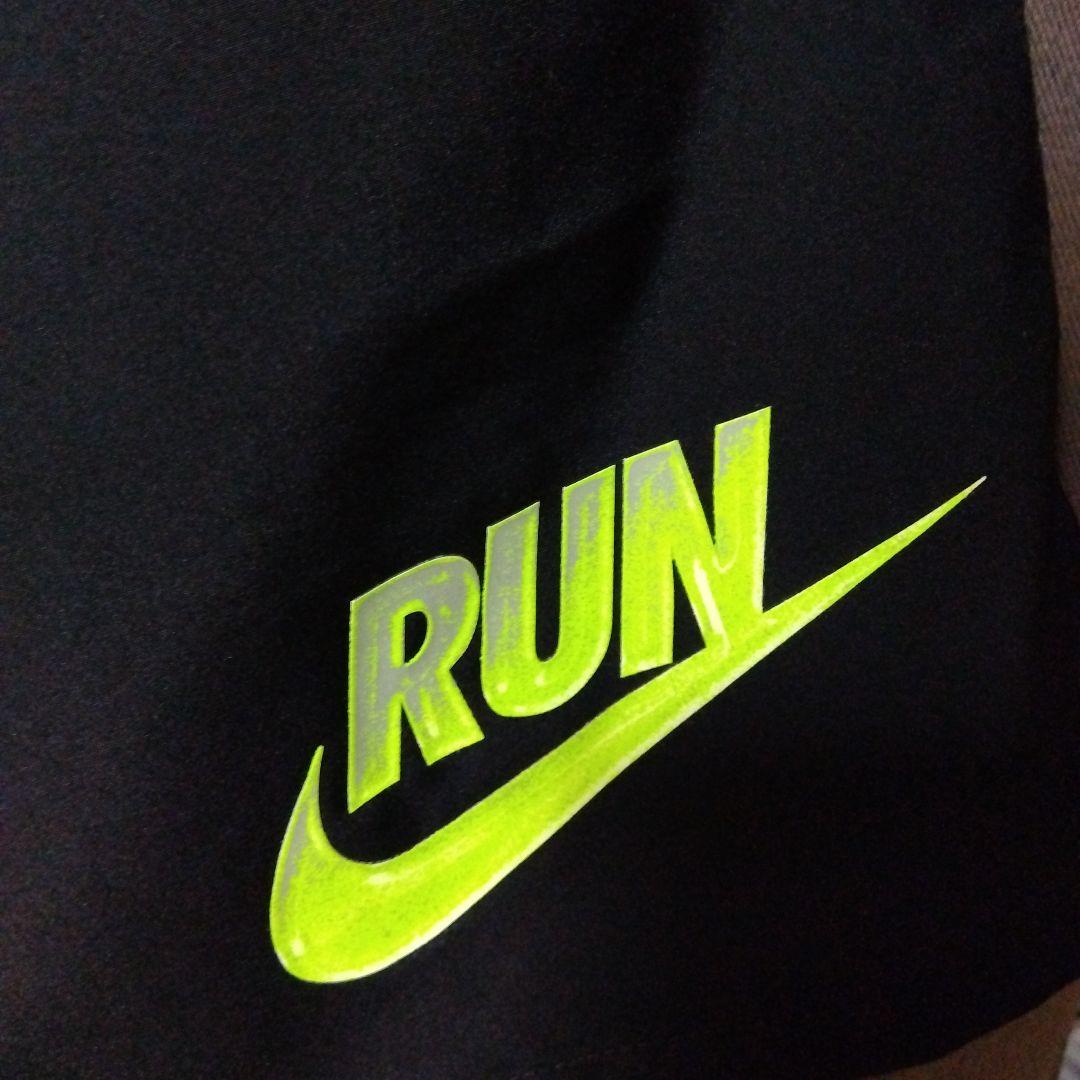Nike DRI-FIT RUN Tシャツ＆ショートパンツセット