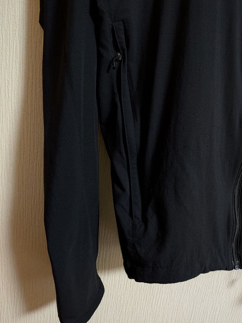 ノースフェイス　スワローテイルフーディー　黒　Lサイズ　トレイル　レッドラン