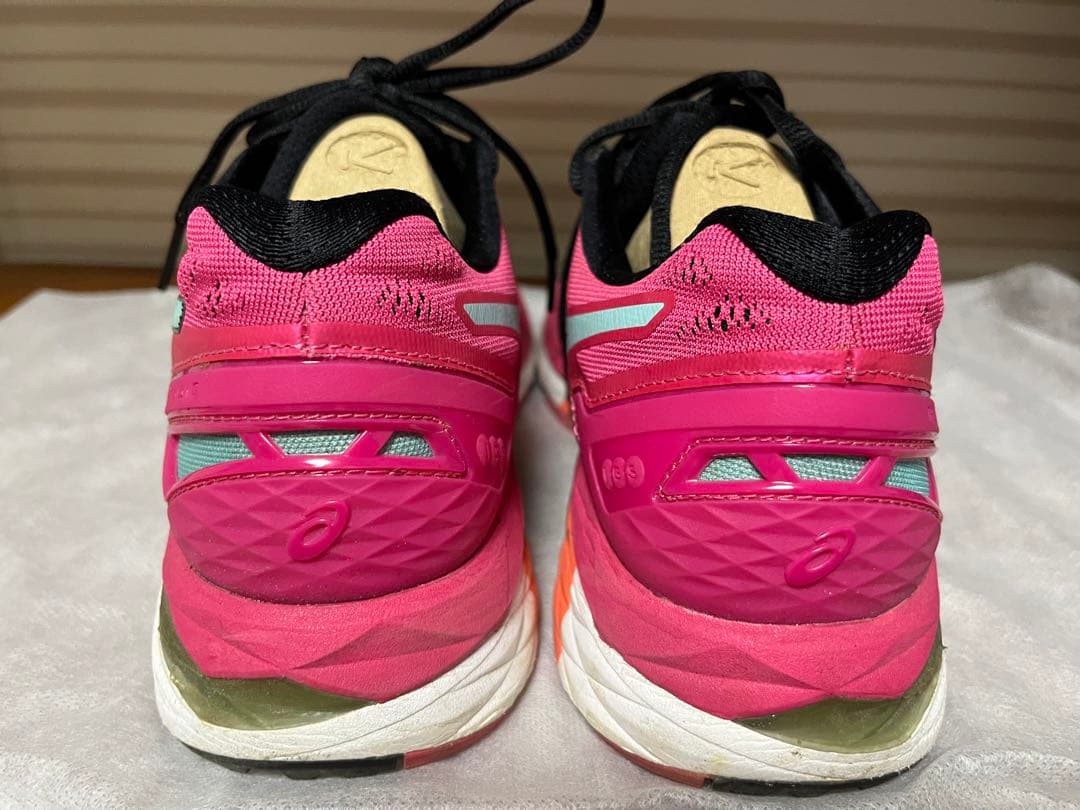 アシックス　レディースゲルカヤノ23ワイド　サイズ25.0cm asics