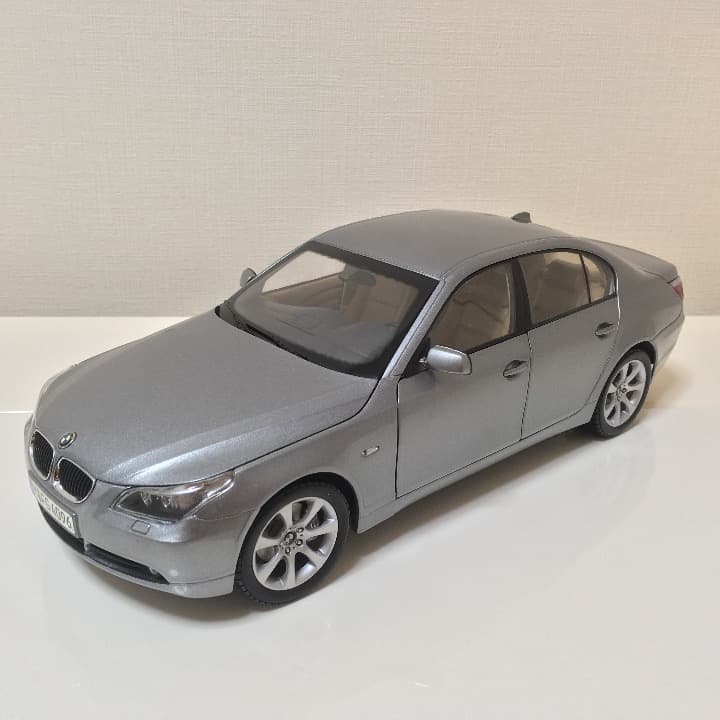 貴重！ 5Series 公式ライセンス商品