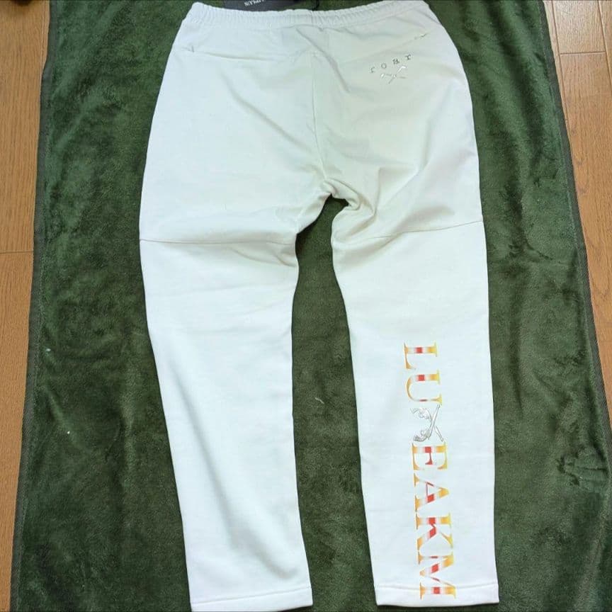 【新品】LUXEAKMPLUS×roar バックロゴ 防風 ロングパンツMサイズ