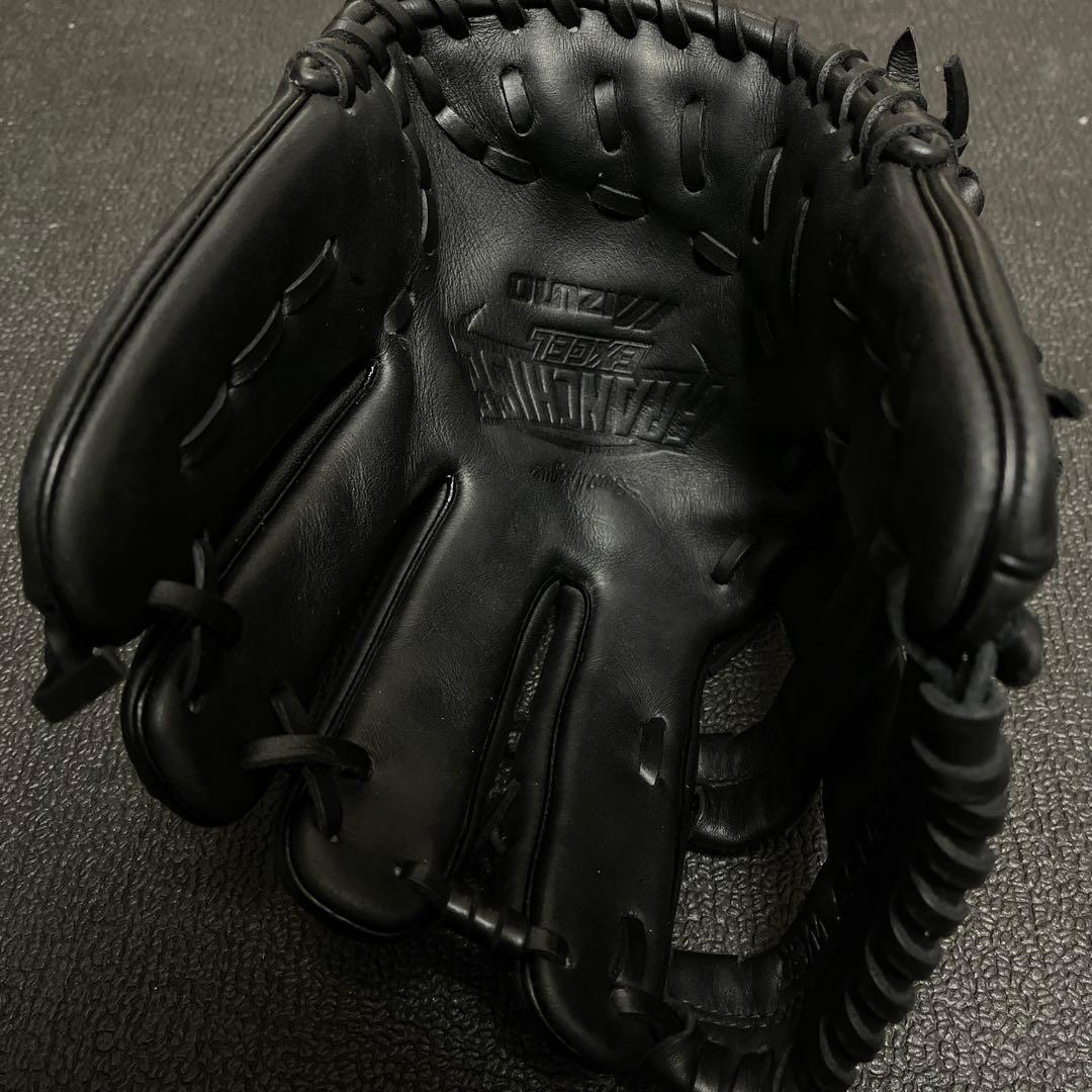 Mizuno 軟式グローブ 大人用 野球 98 紐の切れ革の破れ無し 比較的綺麗