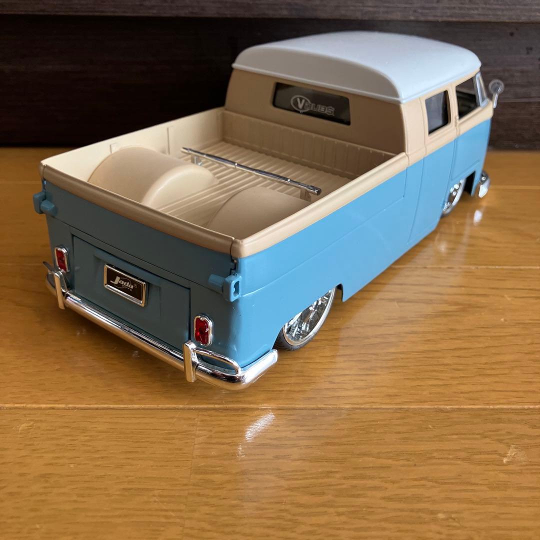 ミニカー jadatoys Volkswagen Type 2 Pickup 1/24