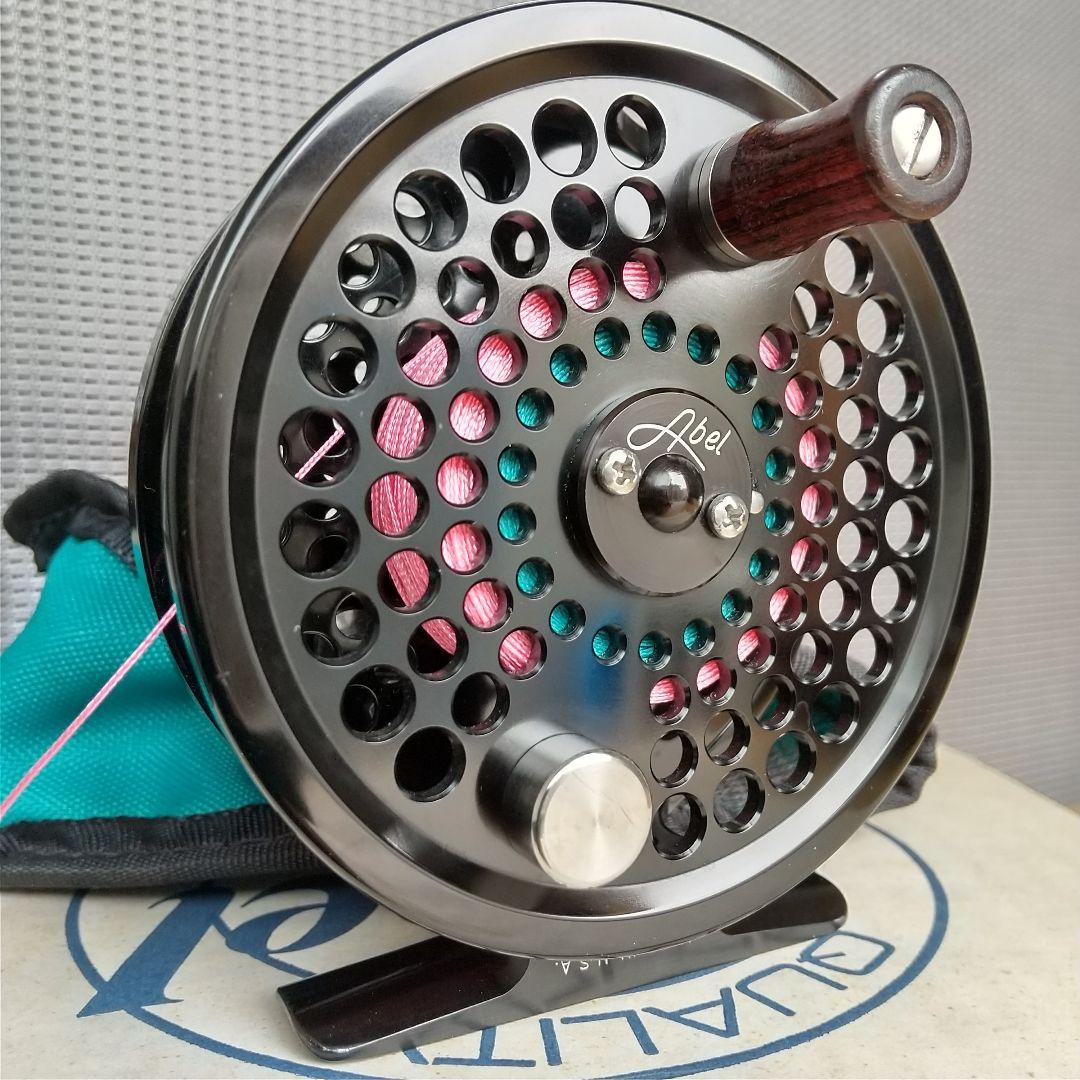 【新品同様】『Ａbel / TR-3 』fly reel [BLACK]