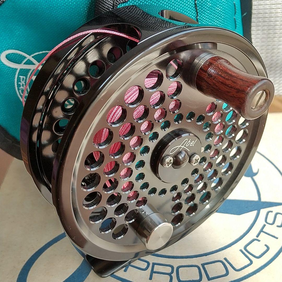 【新品同様】『Ａbel / TR-3 』fly reel [BLACK]