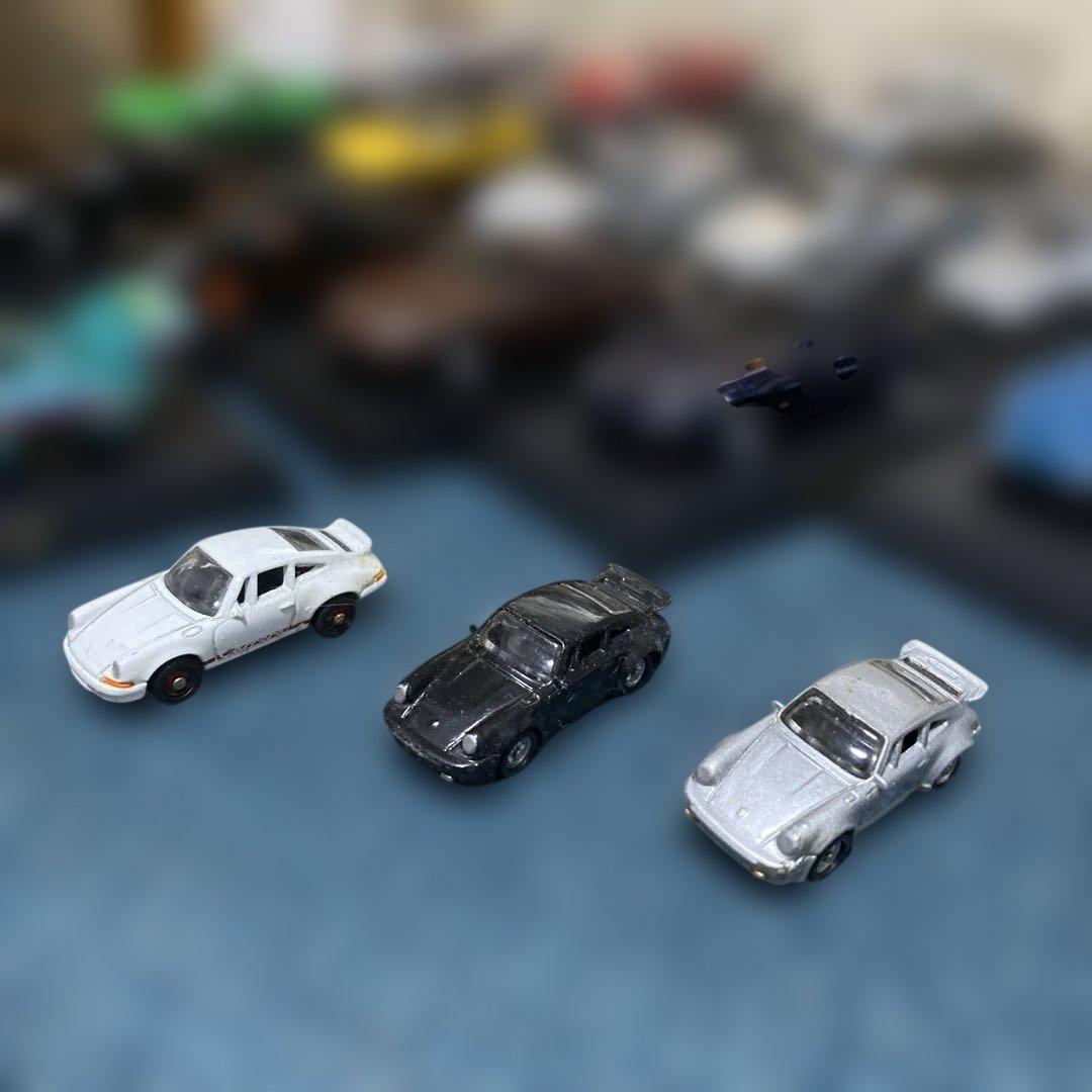 は*ち様 ミニカーポルシェ19台いろいろ