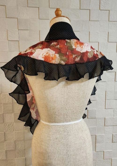 ハンドメイド フラメンコ衣装 新品 シージョ・エプロン 赤系 花柄 黒×白水玉