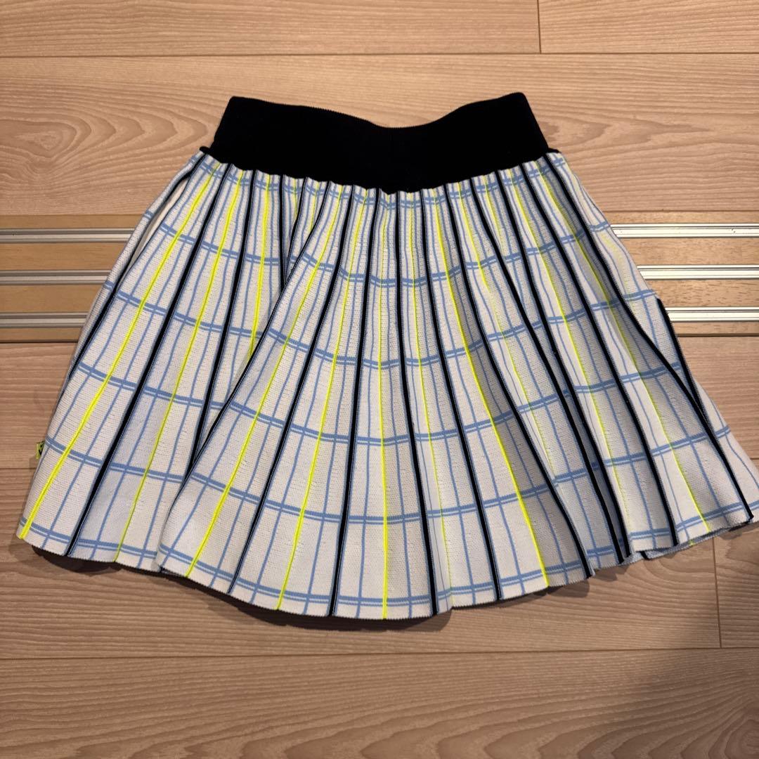 VIVAHEAT チェック柄フレアスカート