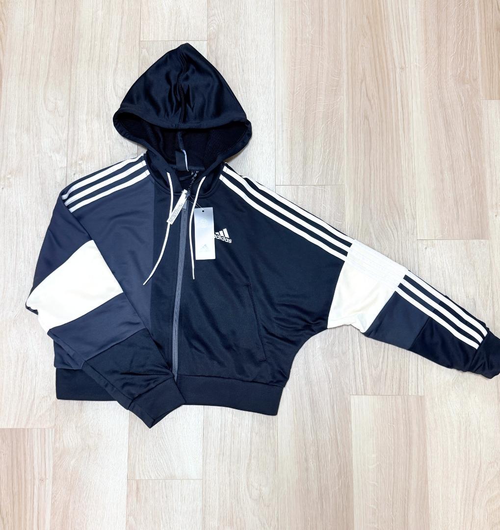 【新品】 adidas レディース ジャージ 上下セット