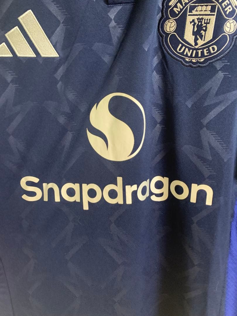 正規品　マンチェスターユナイテッド　長袖　ガルナチョ