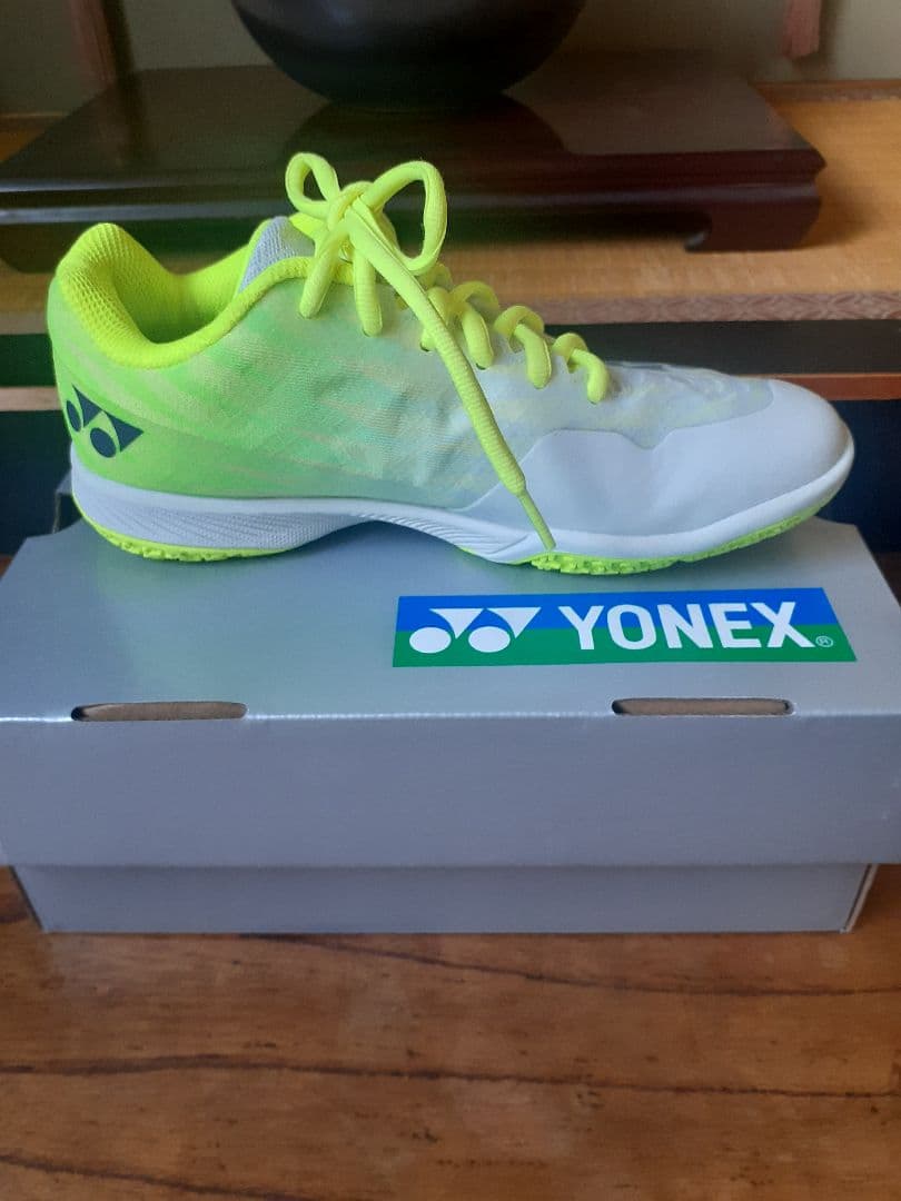 YONEX エアラスZワイド　SHBAZ2W バドミントンシューズ