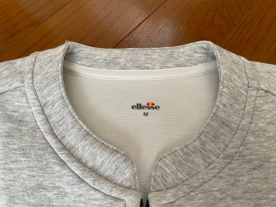 最終SALE‼️エレッセ テニス ジャケット. スコート上下セット