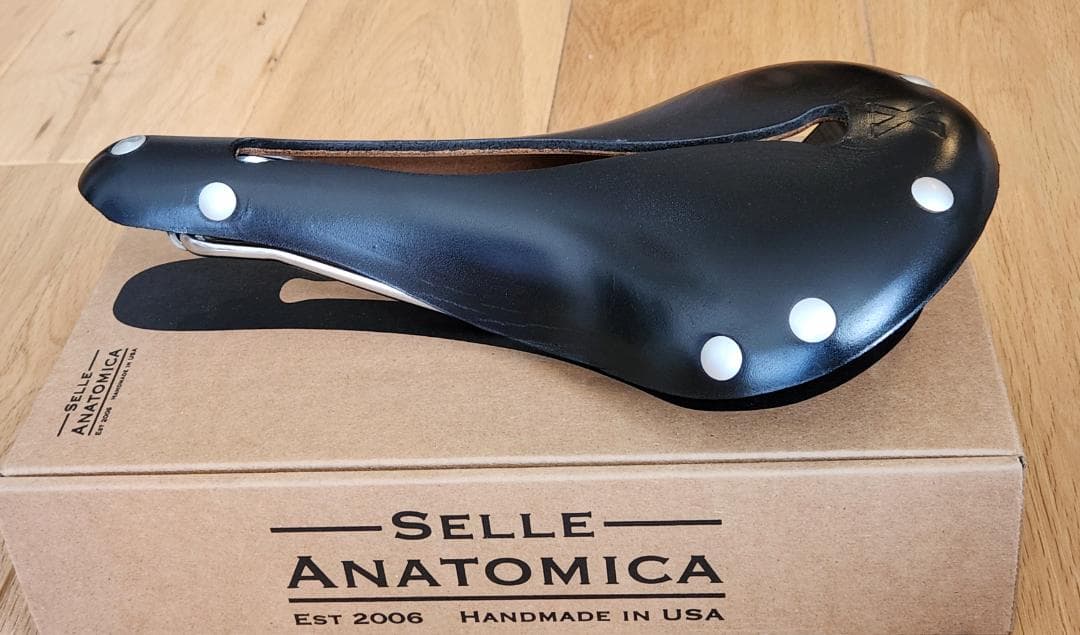 SELLE ANATOMICA X2 レザーサドルセラアナトミカ