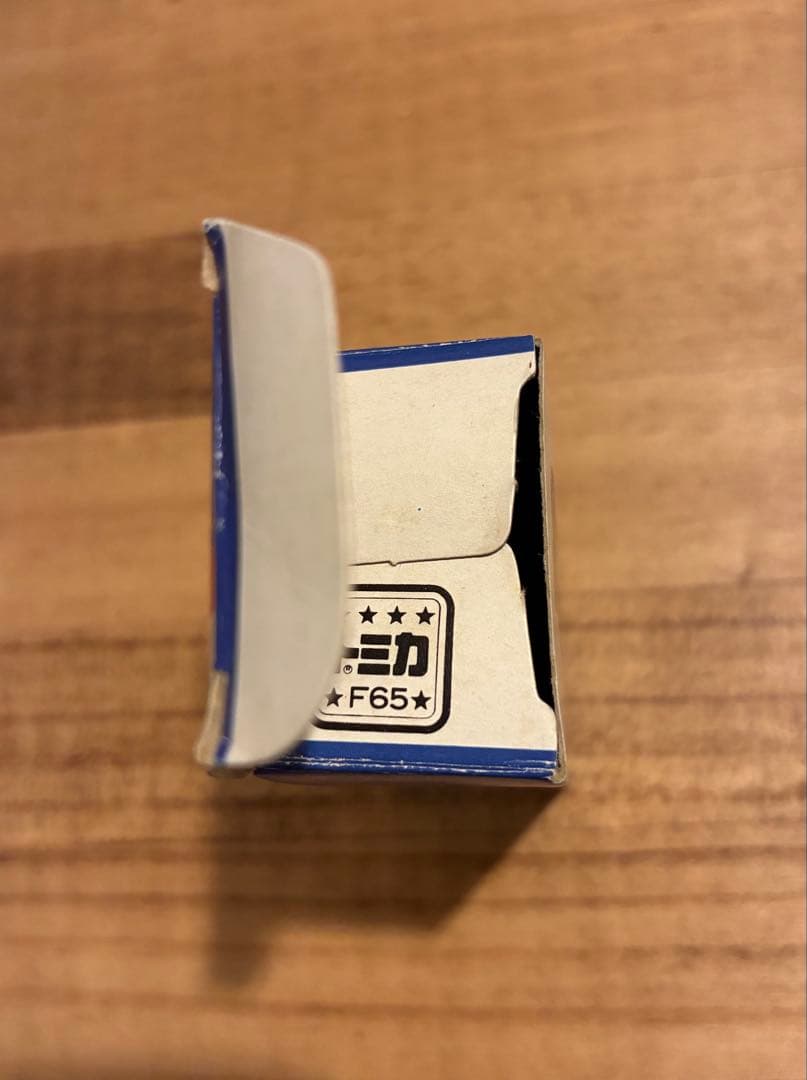 トミカ ランボルギーニ チータ F65