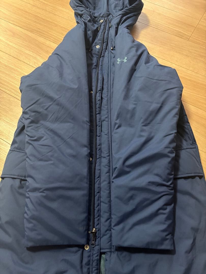 UNDER ARMOUR ベンチコート XLサイズ