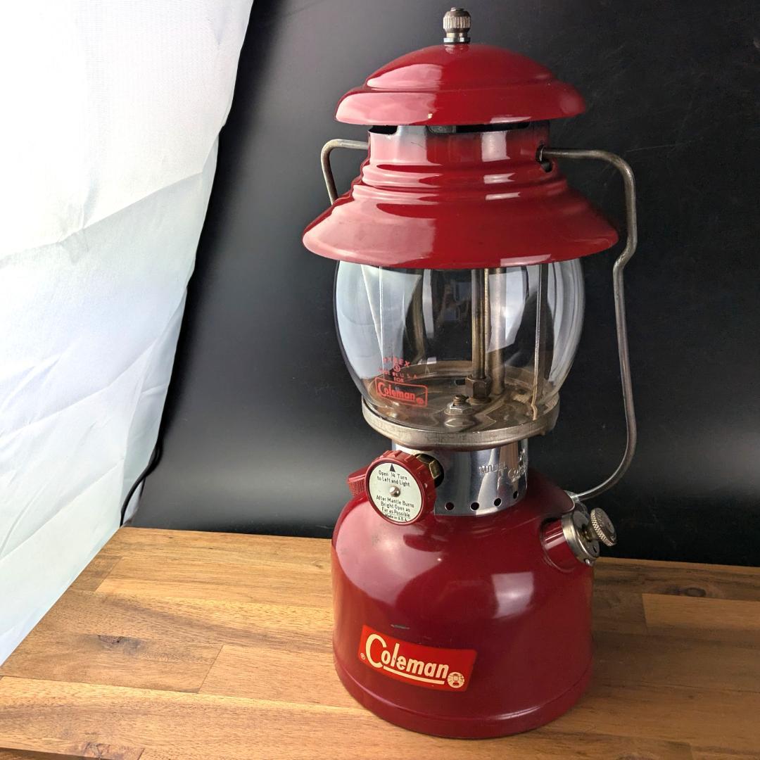 Coleman 200A バーガンディ 1962年2月製 ランタン ケース付き