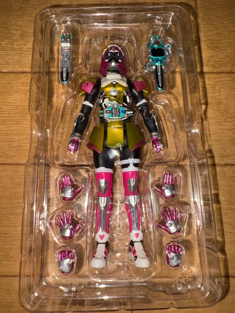SHFiguarts 仮面ライダーエグゼイド　ライダー3体セット