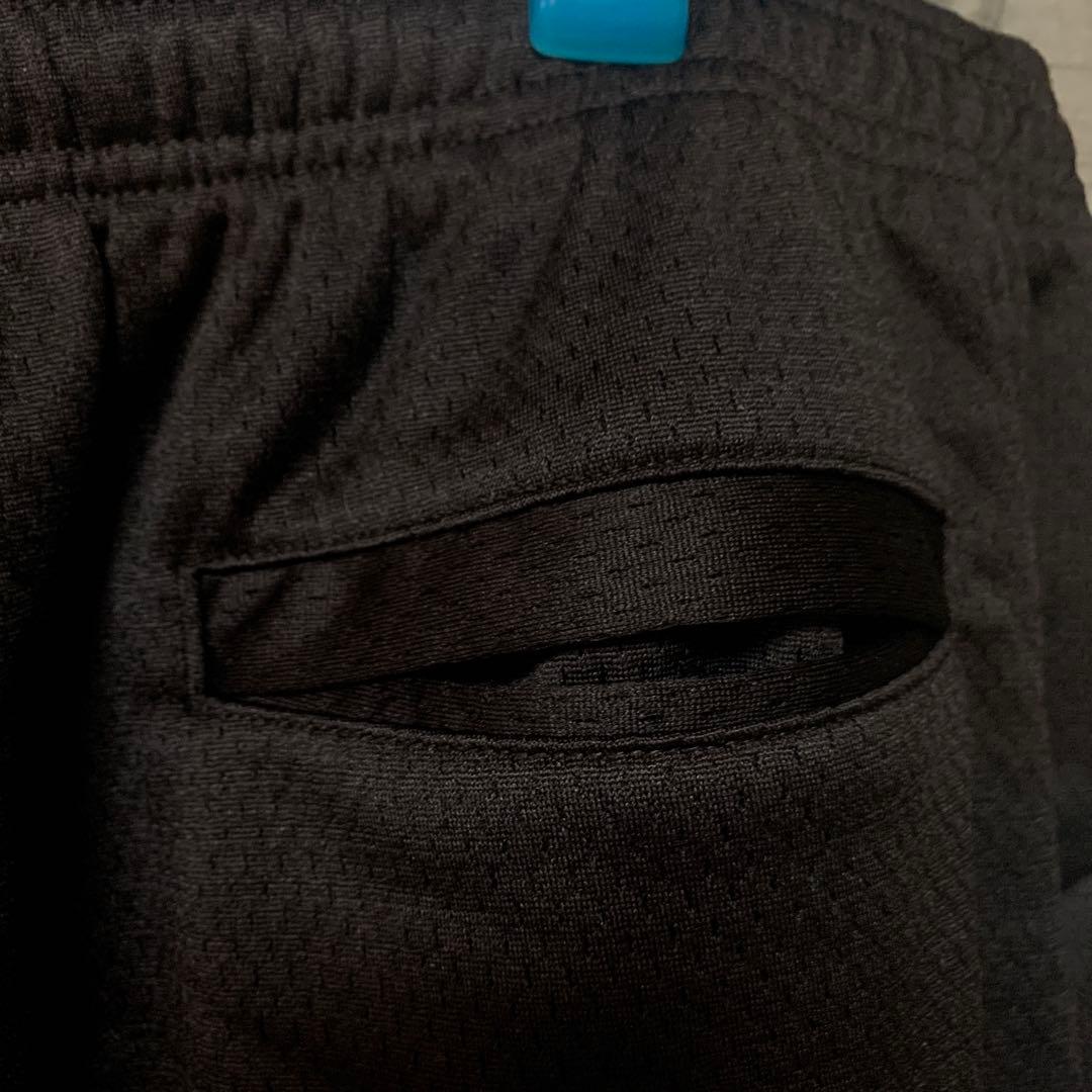 Stüssy 黒 ハーフパンツ サイドポケット付き