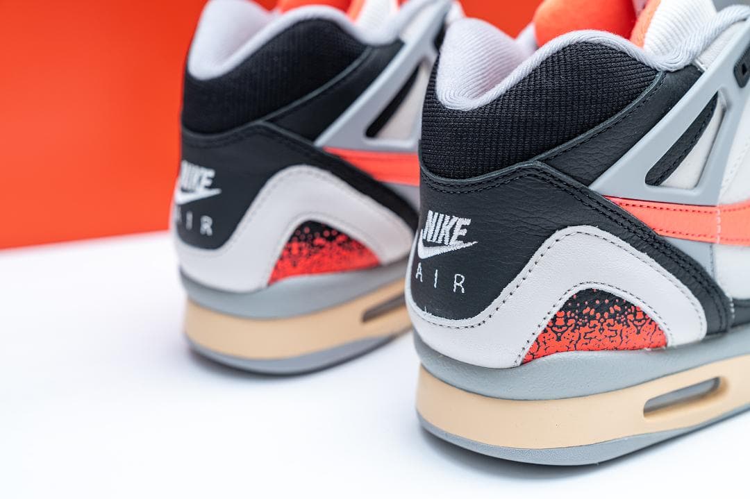 シューズ(男性用) AIR TECH CHALLENGE 2 QS HOT LAVA US9