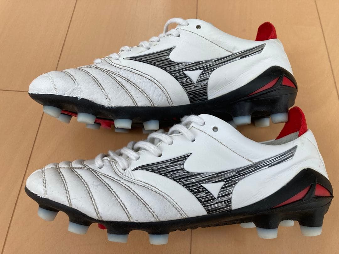 だいき　希少サイズ　Mizuno モレリアネオ4 22.0cm