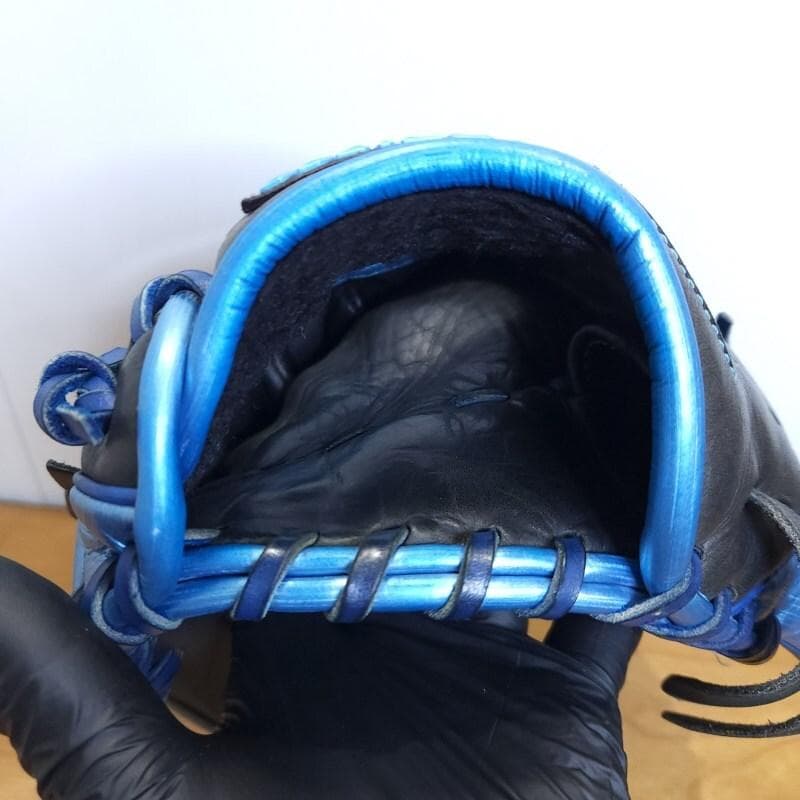ミズノ ブレイブスピリット 限定メタリックブルー 人気モデル 良品 軟式グローブ