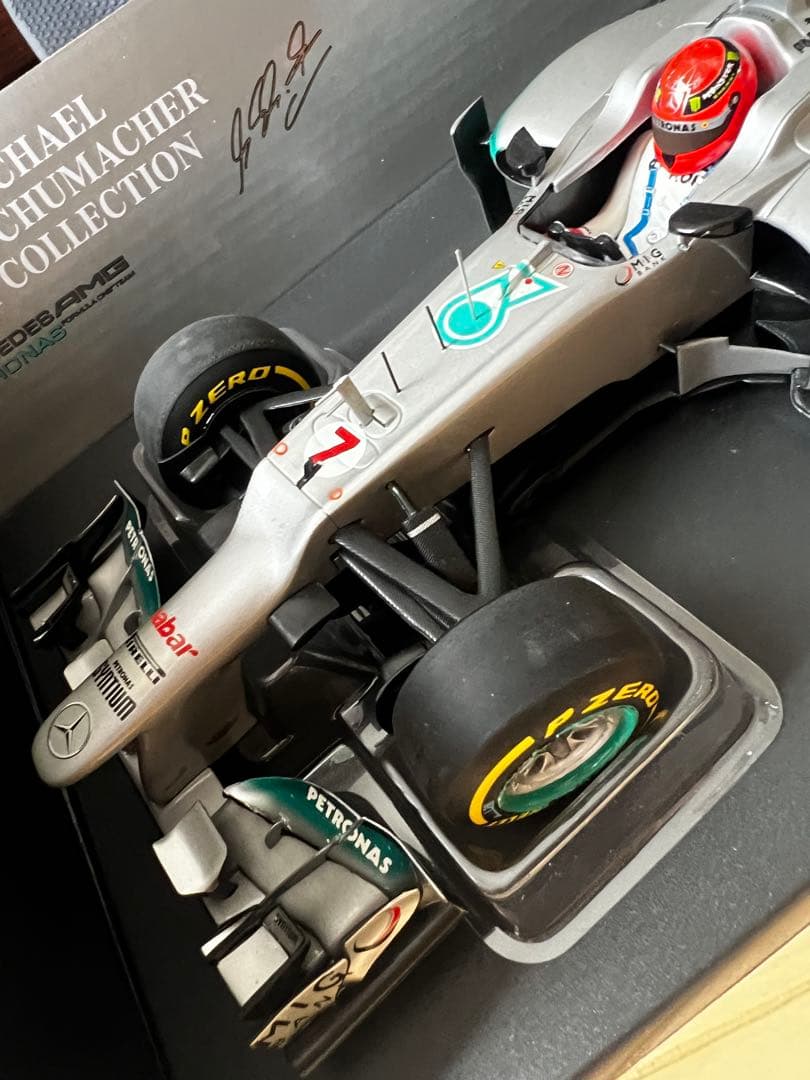 美品 1/18 ミハエル・シューマッハ メルセデス AMG W03 2012年