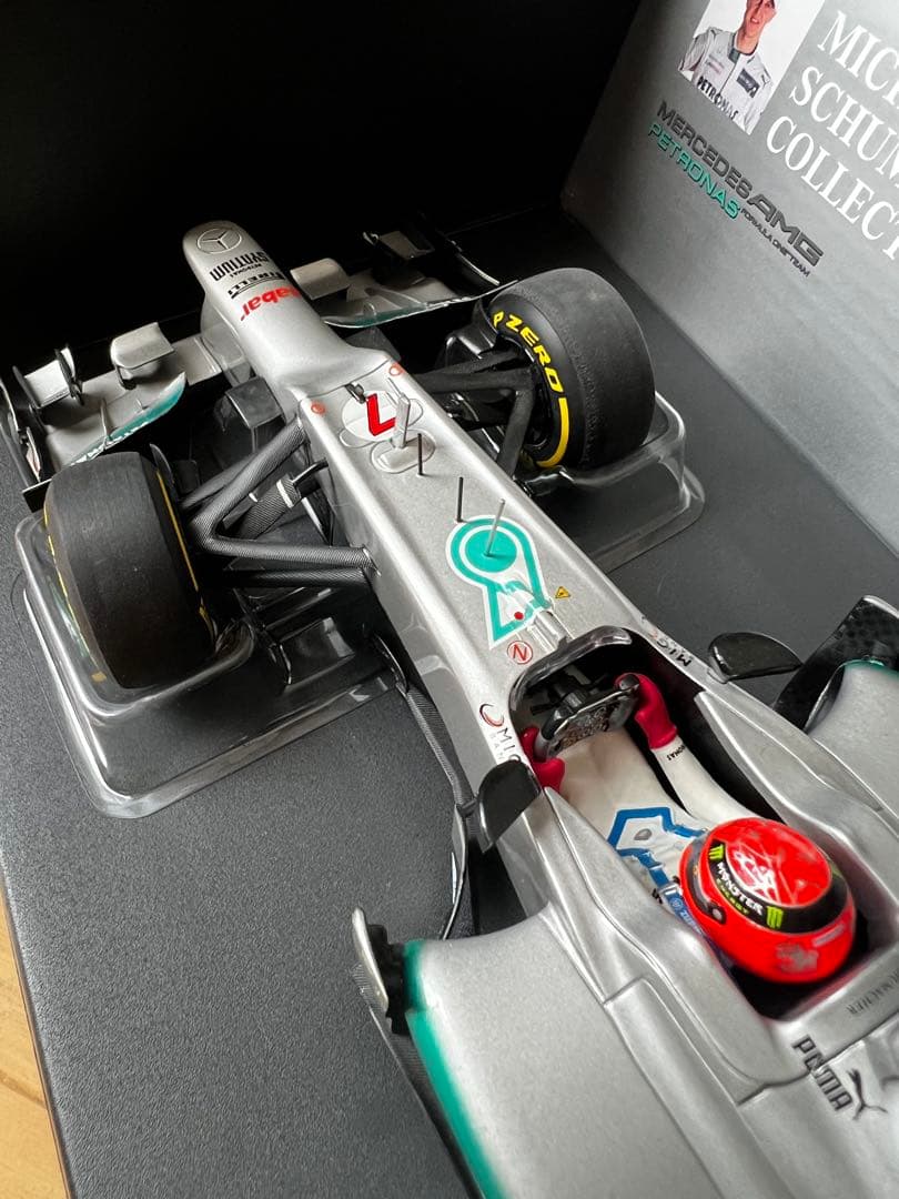 美品 1/18 ミハエル・シューマッハ メルセデス AMG W03 2012年
