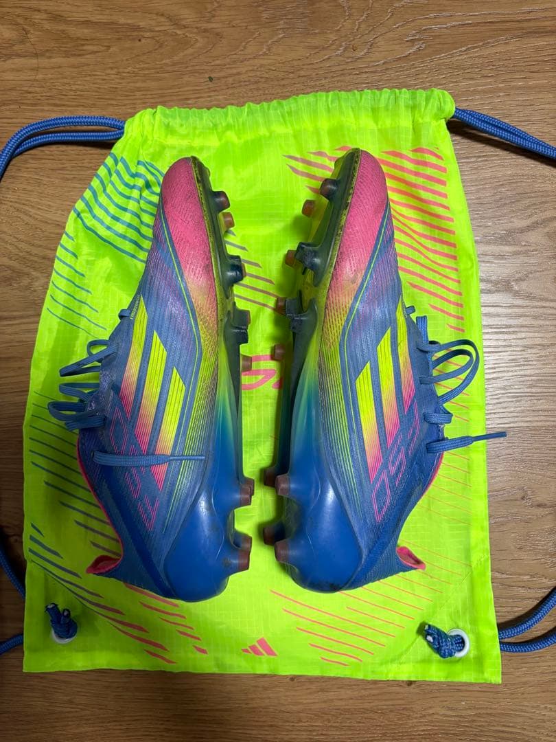 アディダスF50エリートAG