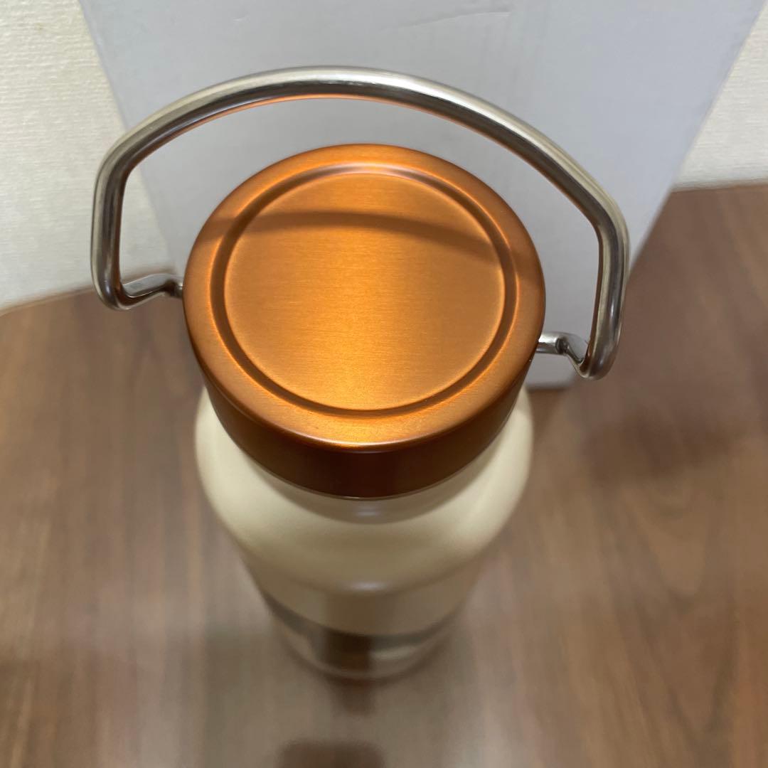 台湾　スターバックス　水筒