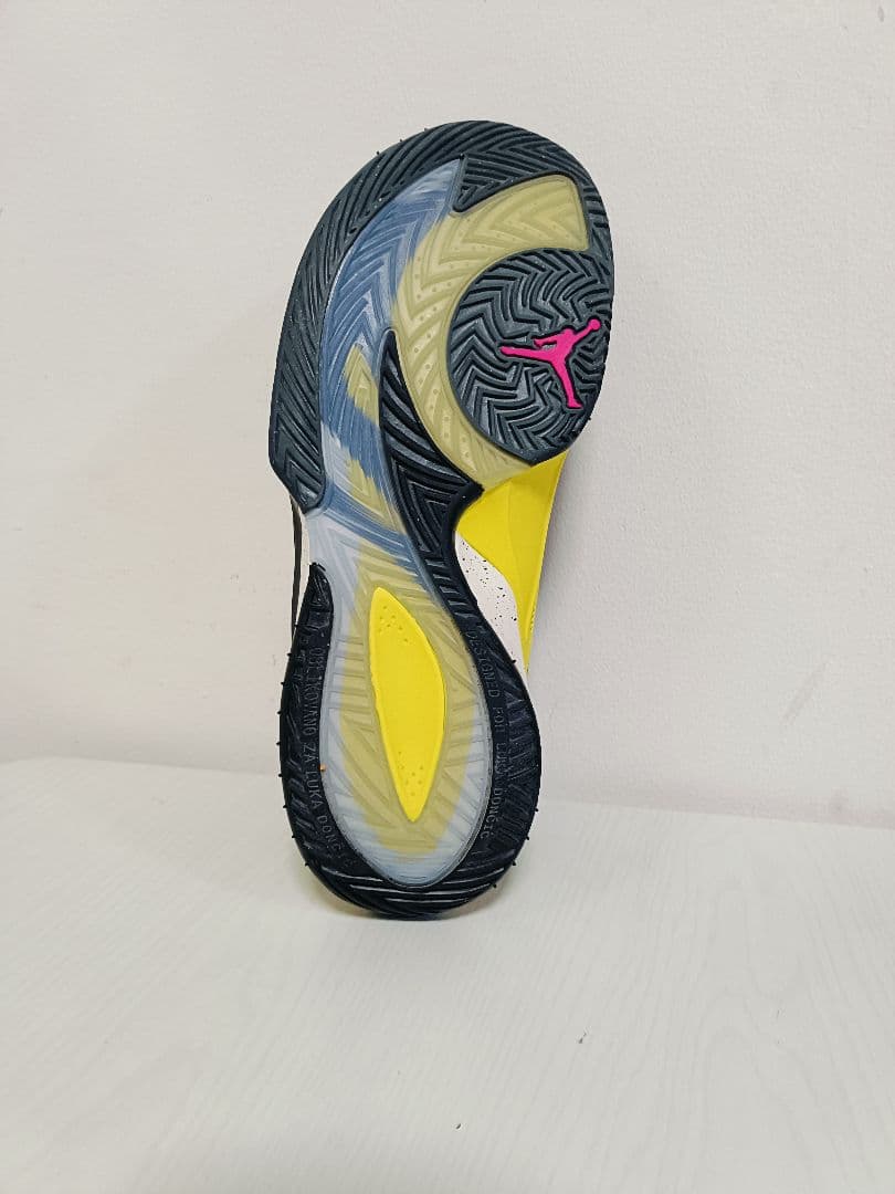 Jordan LUKA 3 ブラック