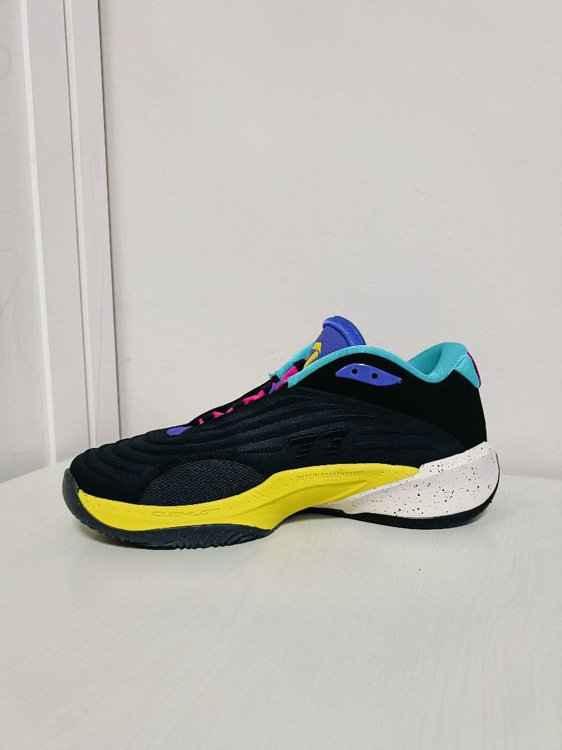 Jordan LUKA 3 ブラック
