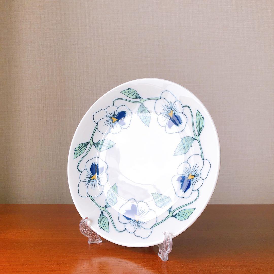 ②　sylvia(シルヴィア・シルビア)　ケーキ皿17.5cm