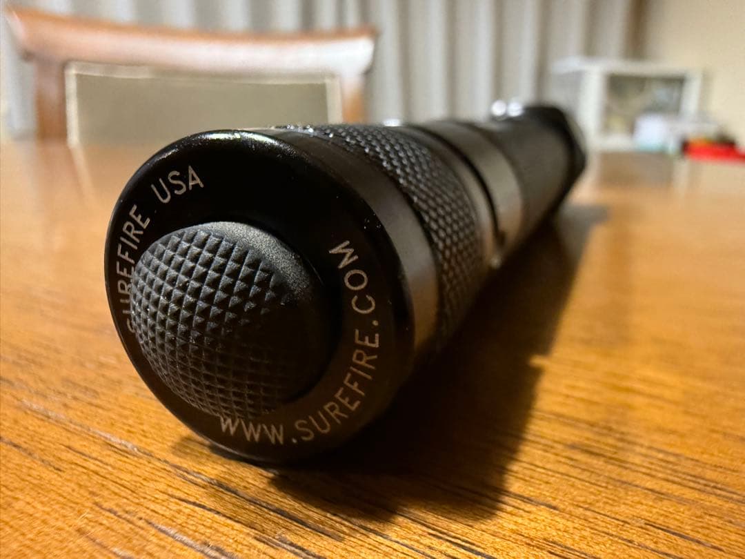 SUREFIRE 9P 懐中電灯
