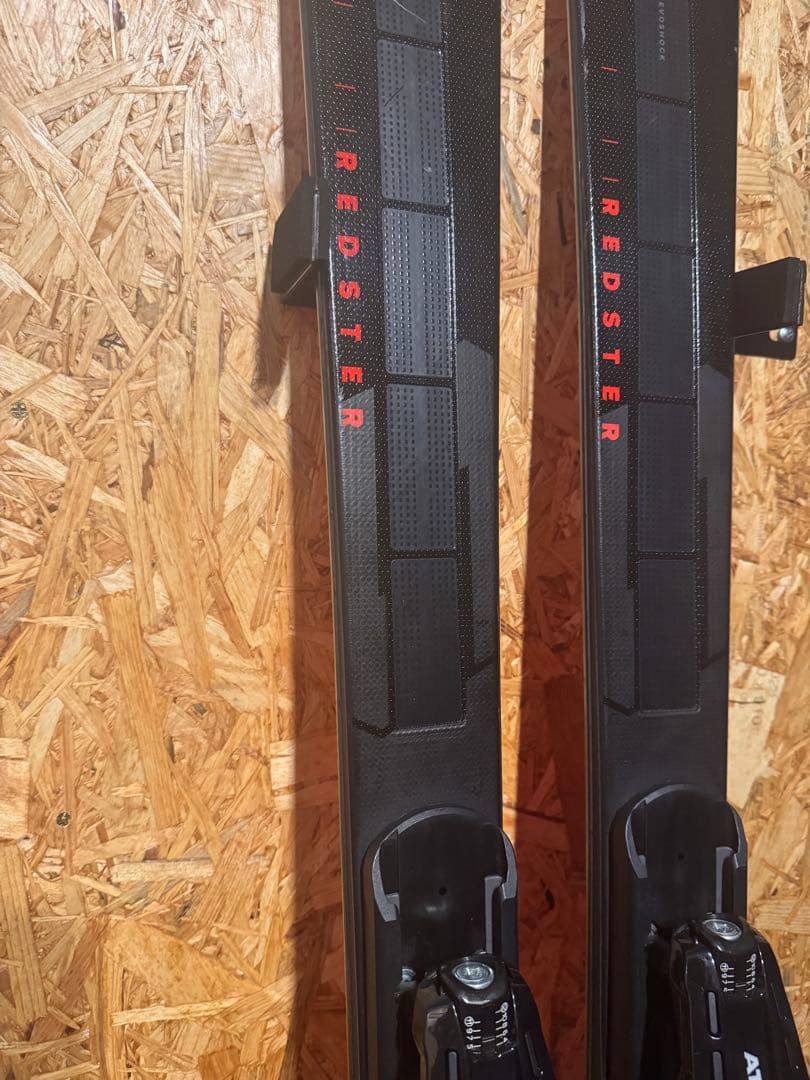 スキー Atomic Redster S8i 165cm - X12GW