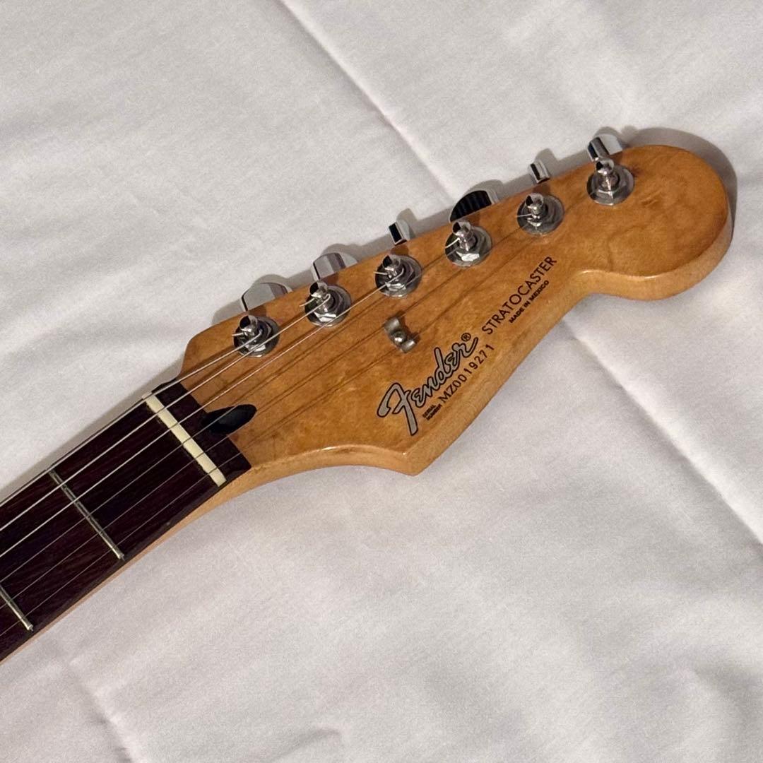 ギター Fender Mexico Stratocaster Midnight Wine