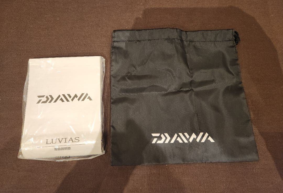極美品　Daiwa LUVIAS 2506H スピニングリール ルビアス