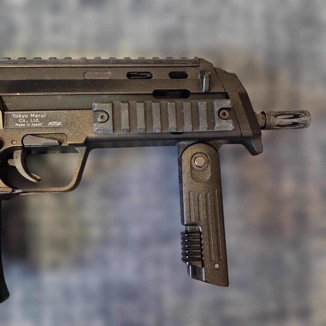 【東京マルイ】MP7A1コンパクト電動ガン バッテリー充電器セット