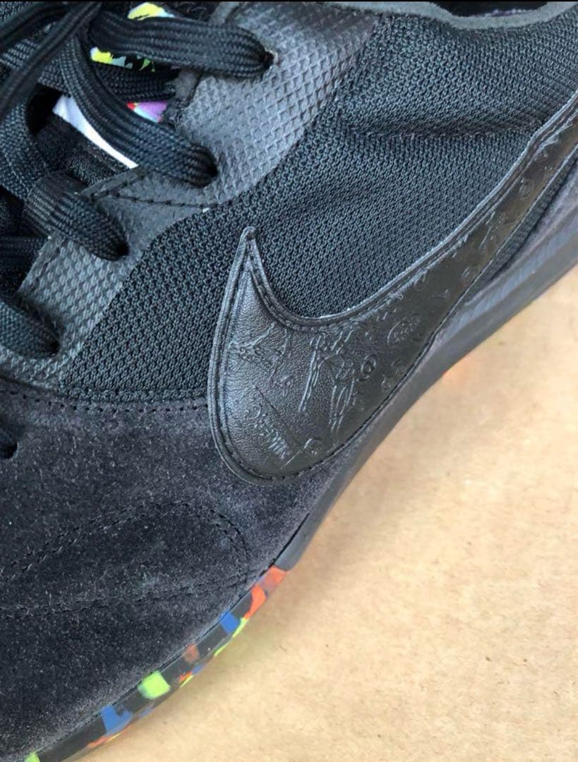 NIKE プレミアサラ　ナイキ　sala IC 28