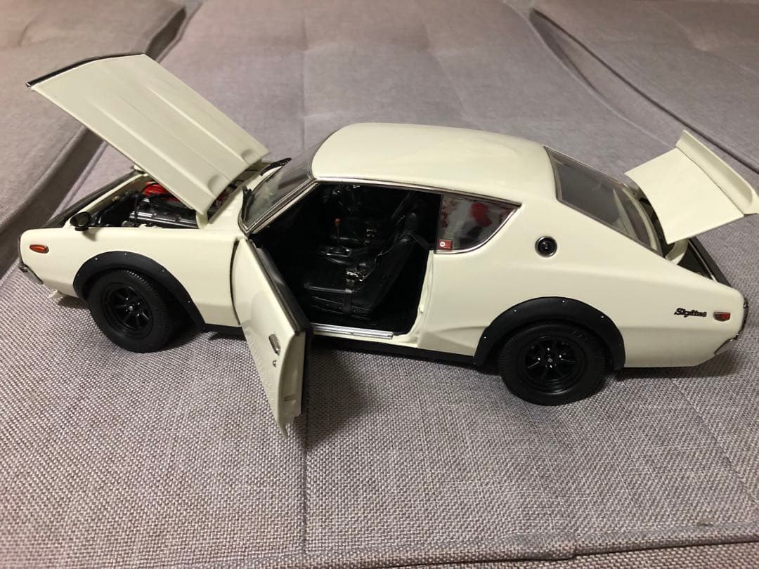 1/18 京商 SKYLINE 2000 GT-R