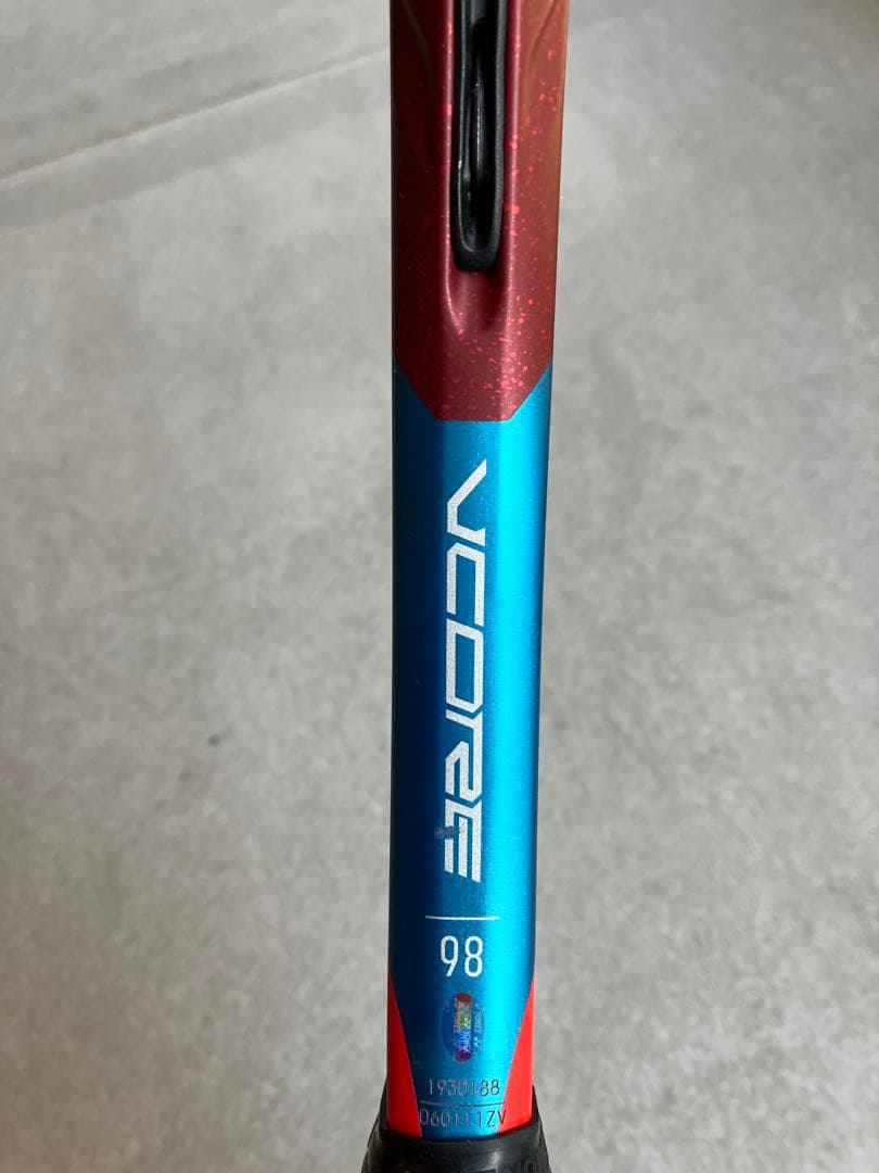 YONEX VCORE ブイコア98 2021年モデル305g G2