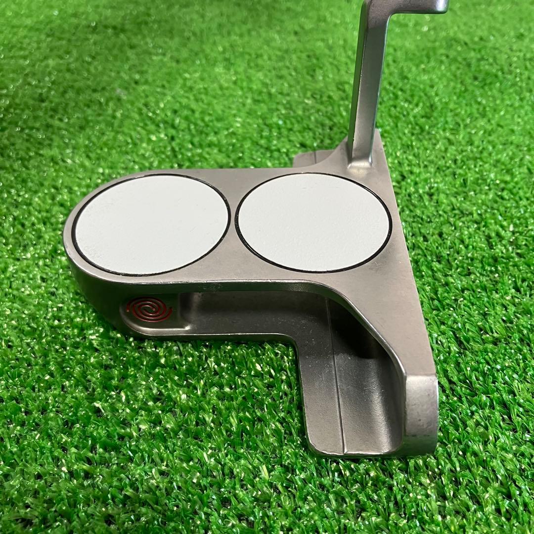 ODYSSEY　WHITE　HOT　2-BALL　BLADE　右打ち　比較的綺麗